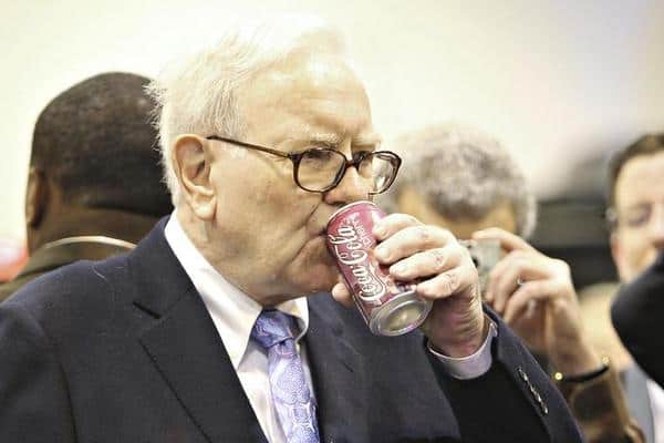 Buffett bebiendo Cherry Coke